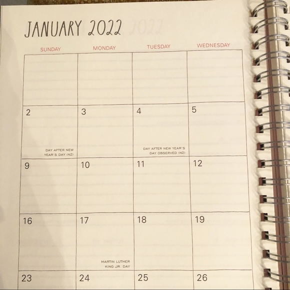 🔥SALE🔥Rae Dunn HELLO 2022 17 Month Planner-Pink - Picture 7 of 8